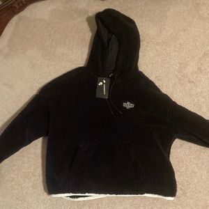 BRAND NEW Oversized Fit Fuzzy Nike Hoodie